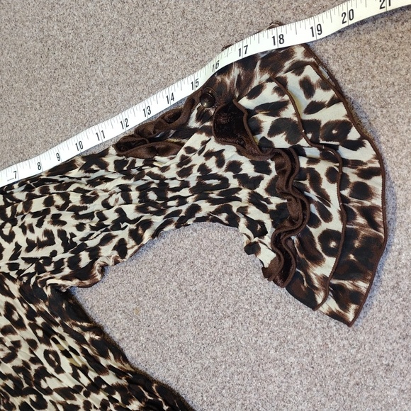 🖤Vintage Leopard Ruffle Accordion Top with Beads - Picture 14 of 15